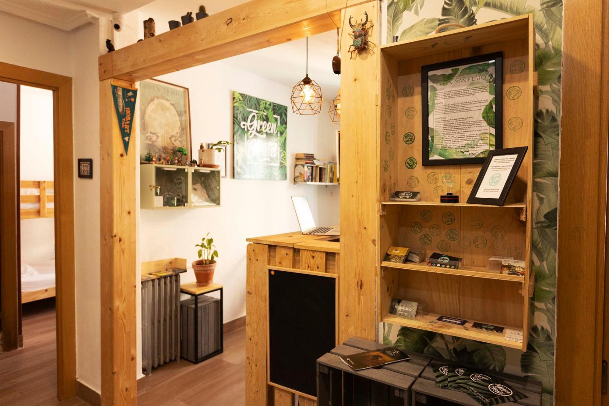 Green Hostel Oviedo Kültér fotó